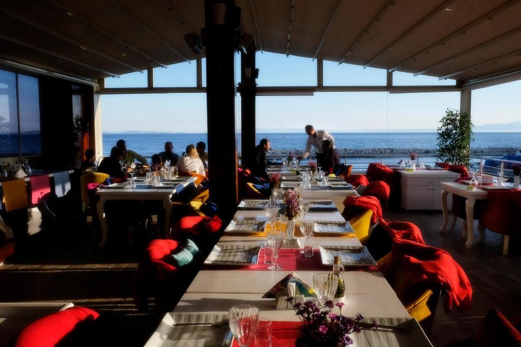 Alp Otel Restaurant Kucukkuyu Esterno foto